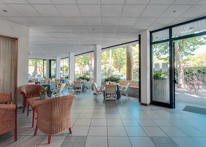 Foglieri 3* تْشيزيناتيكو