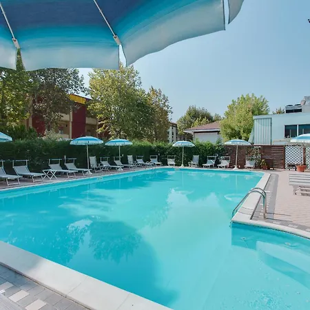 Foglieri Hotel 3*