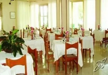 Foglieri Hotel 3*