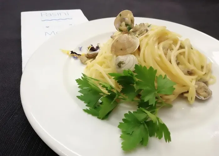 Foglieri Отель Чезенатико